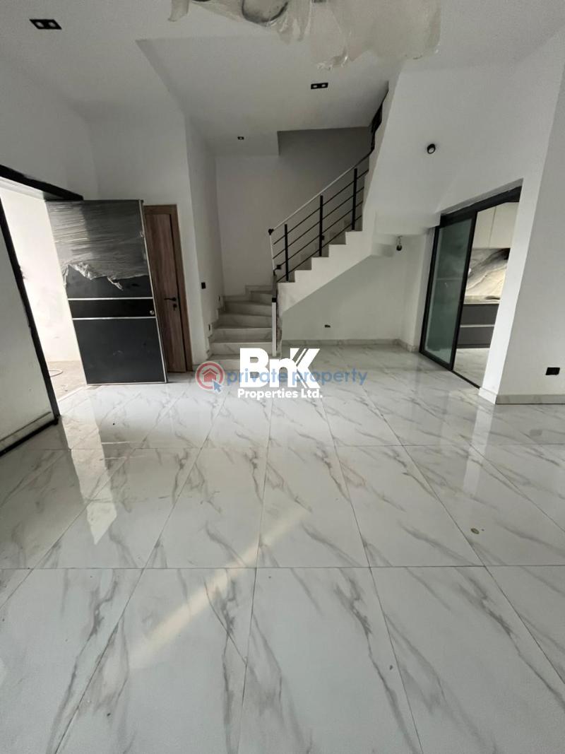 4 bedroom Terraced Duplex For Sale Lekki County Road Lekki Expressway Lagos - 2