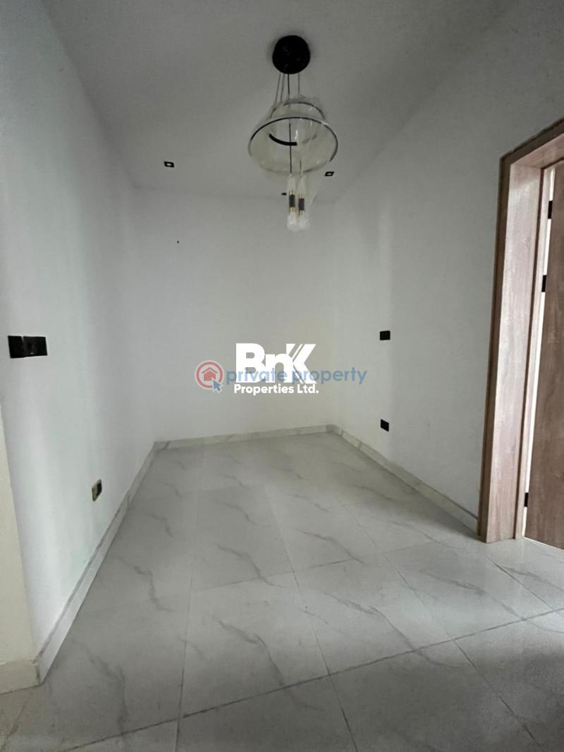 4 bedroom Terraced Duplex For Sale Lekki County Road Lekki Expressway Lagos - 8