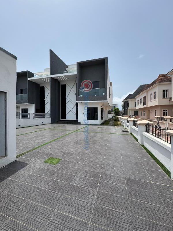 Beautiful 5bedroom semi detached house with pool - 1 5 bedroom Semi detached Duplex For Sale Osapa London Lekki Lagos - 1