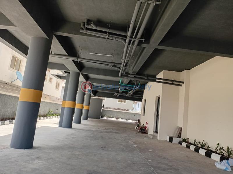 Flat & Apartment For Sale Behind Evercare Hospital Lekki Phase 1 Lagos - 7