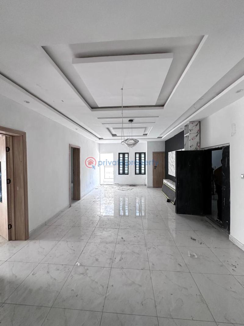 3 bedroom Block Of Flats For Sale Jakande Lekki Lagos - 0