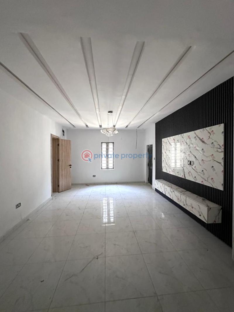 3 bedroom Block Of Flats For Sale Jakande Lekki Lagos - 1