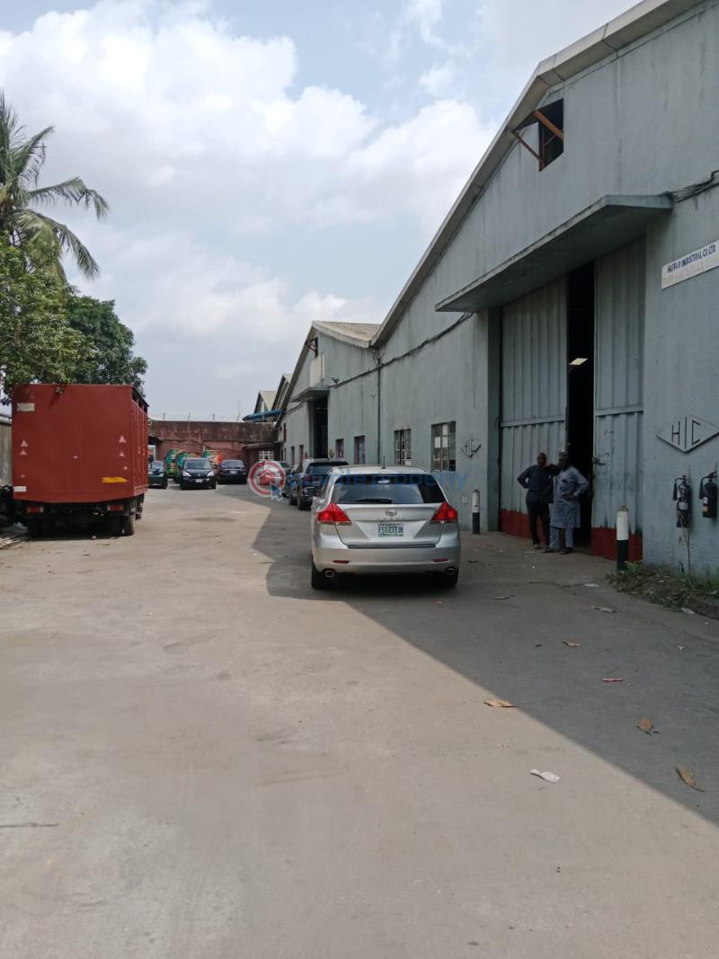 Warehouse For Sale Agege Motor Road Mushin Lagos - 4
