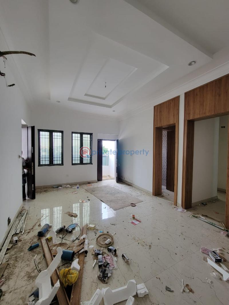 Flat & Apartment For Rent Garki Abuja Phase 1  - 4