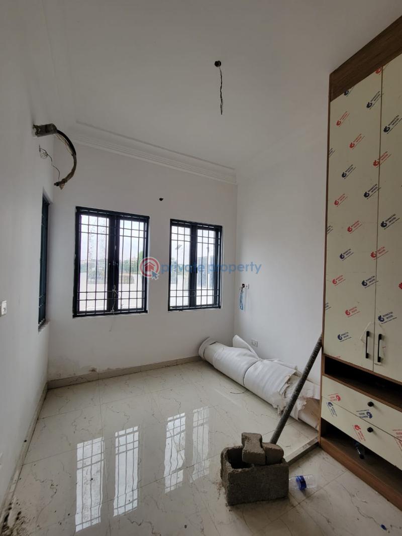 Flat & Apartment For Rent Garki Abuja Phase 1  - 5