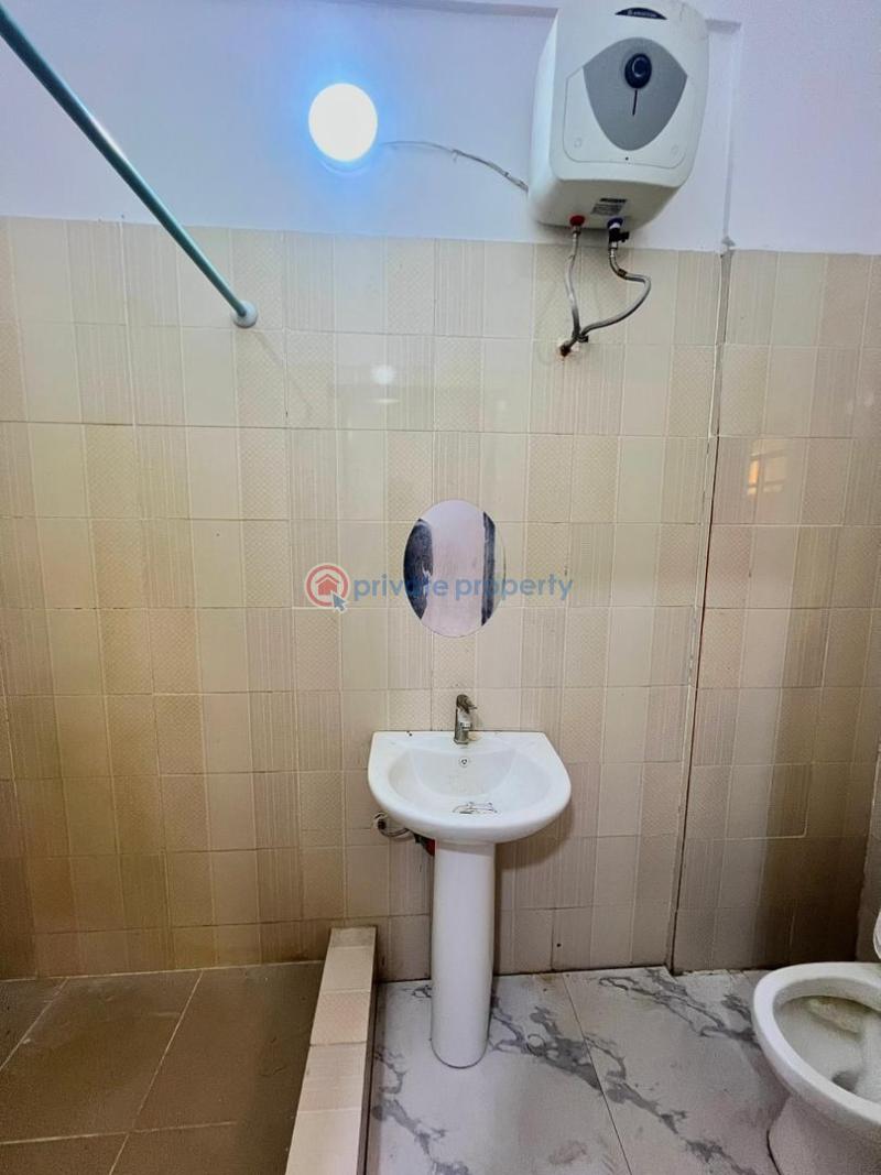 2 bed apartment - 5 2 bedroom Block Of Flats For Rent Lekki Phase 1 Lagos - 5
