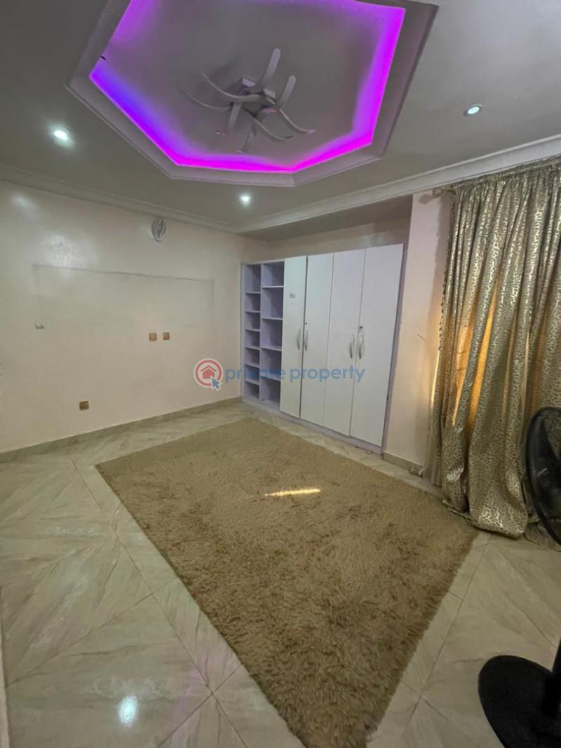 2 bedroom Flat & Apartment For Sale Garki Abuja Phase 1  - 14