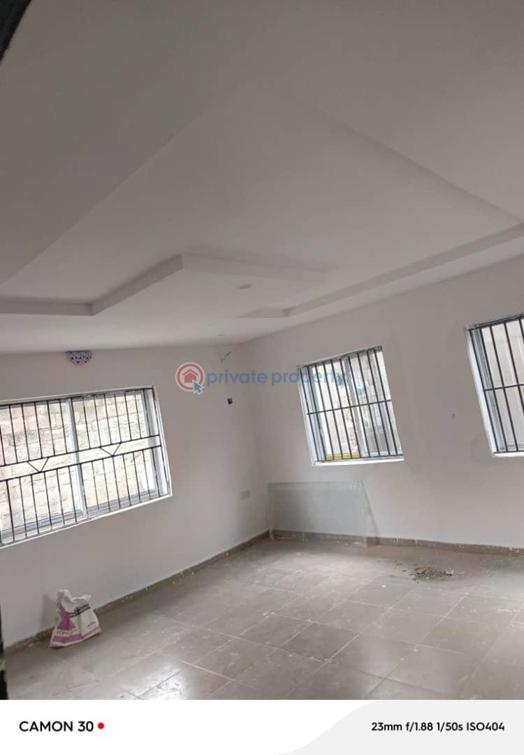 2 bedroom Block Of Flats For Rent Adeyi, Old Bodija Bodija Ibadan Oyo - 0