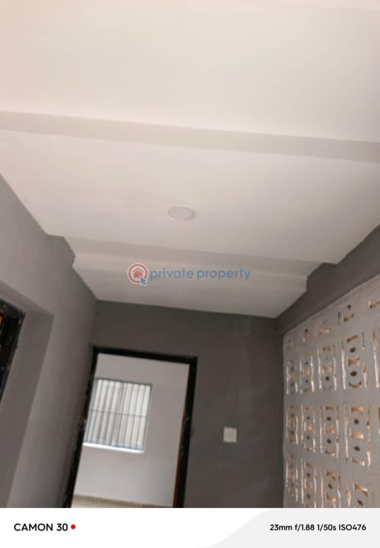 2 bed room wing with full pop celling 2toilet water heater wardrobe kitchen cabinet - 3 2 bedroom Block Of Flats For Rent Adeyi, Old Bodija Bodija Ibadan Oyo - 3