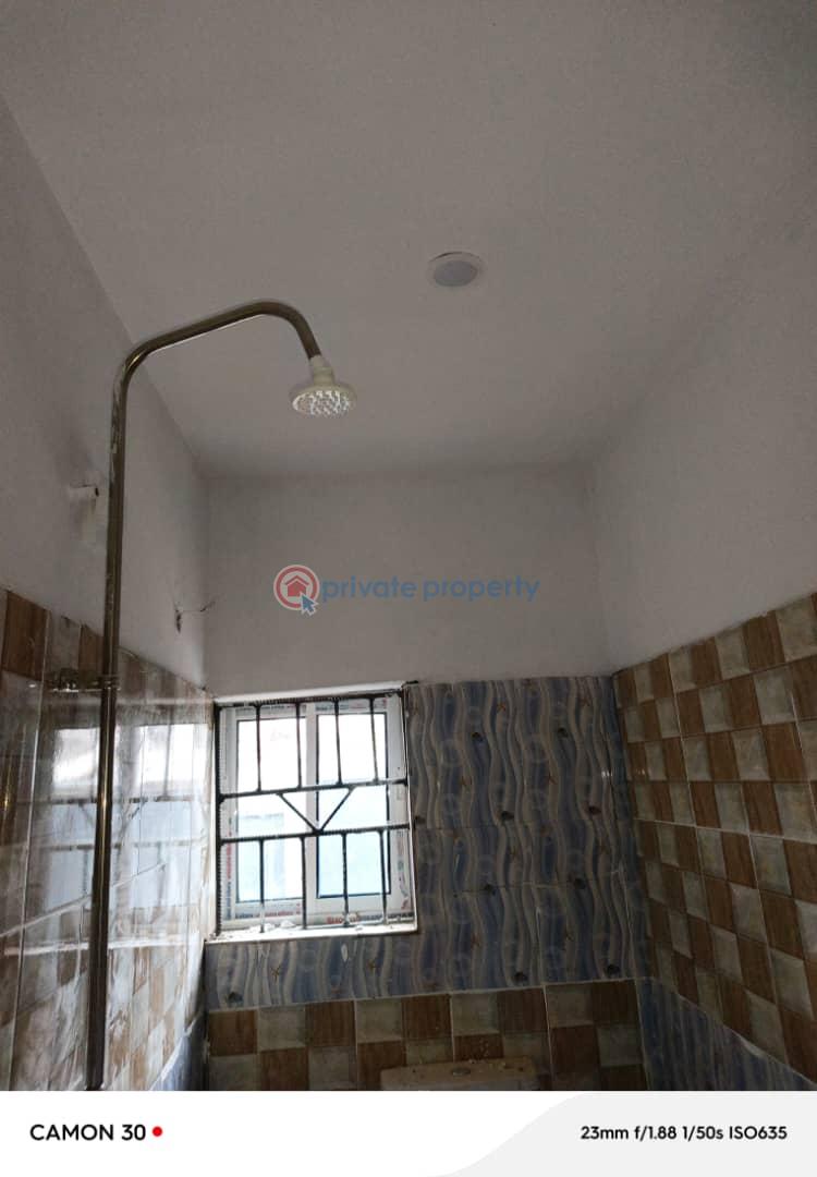 2 bed room wing with full pop celling 2toilet water heater wardrobe kitchen cabinet - 2 2 bedroom Block Of Flats For Rent Adeyi, Old Bodija Bodija Ibadan Oyo - 2