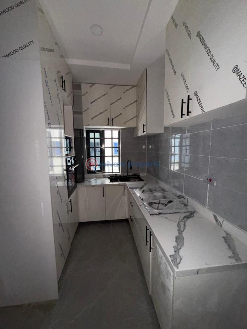 2 bedroom Block Of Flats For Rent Riche Gardens Estate, Behind Foodco Ring Road Ibadan Oyo - 1
