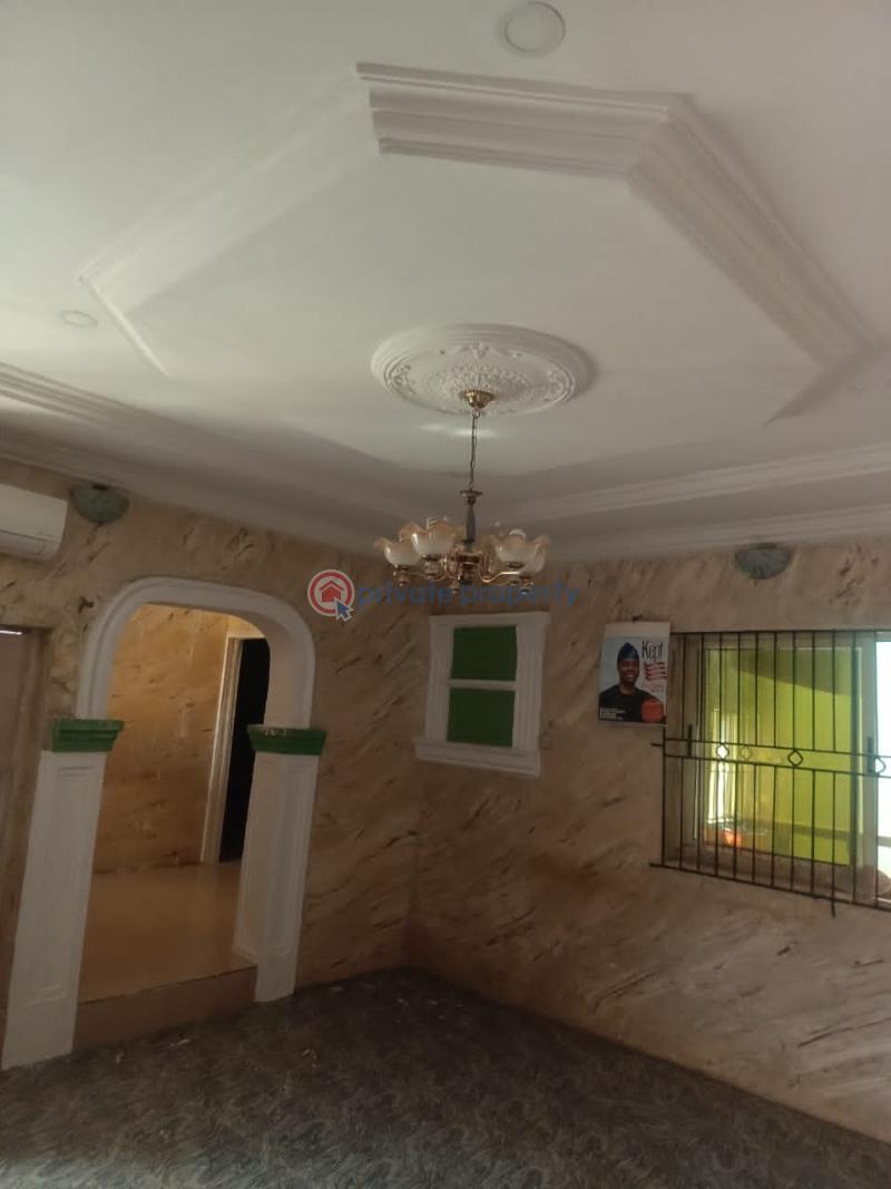 House For Rent Heritage Estate, Oluyole (near Sharpcorner)** Ibadan Oyo - 3
