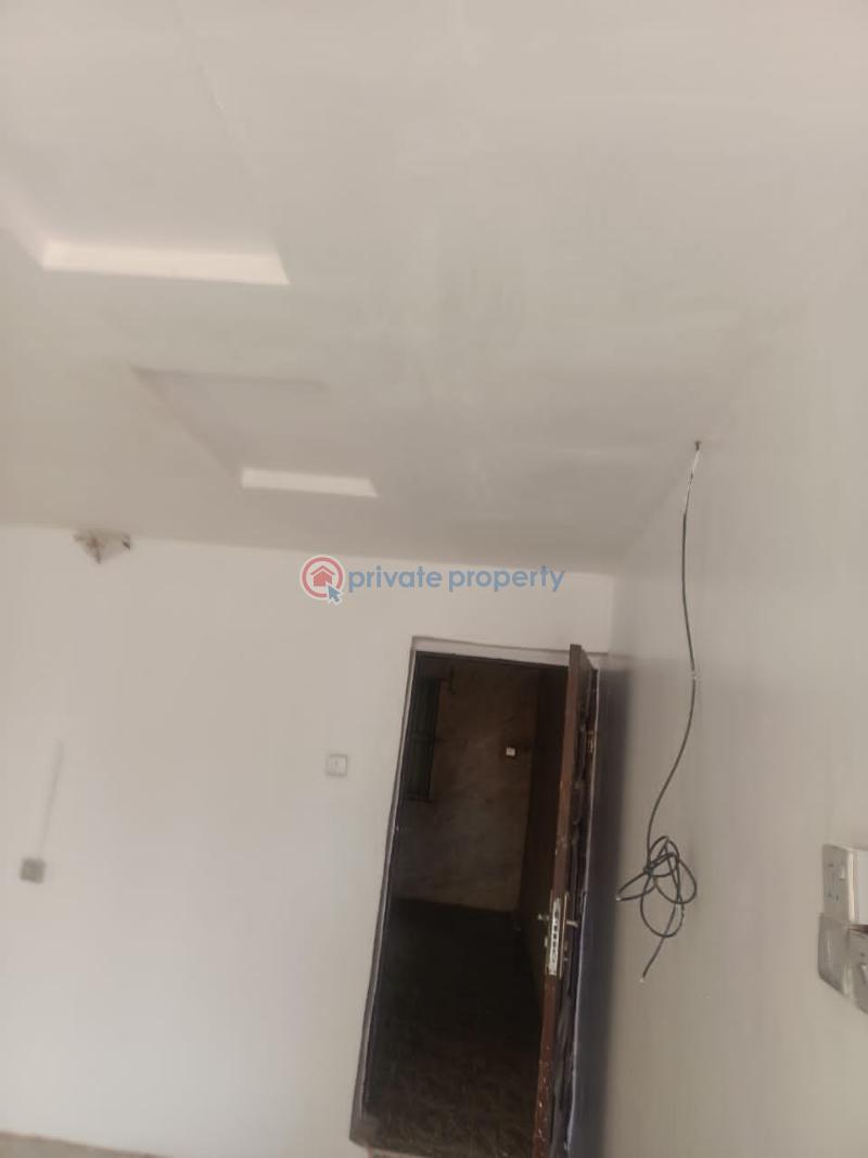 House For Rent Heritage Estate, Oluyole (near Sharpcorner)** Ibadan Oyo - 2