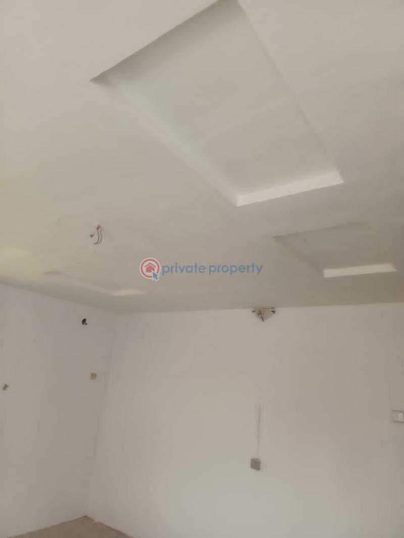 House For Rent Heritage Estate, Oluyole (near Sharpcorner)** Ibadan Oyo - 1