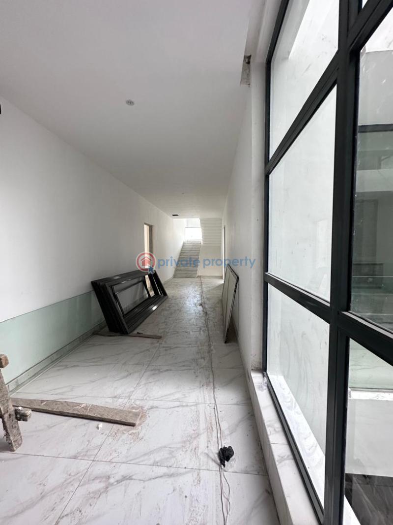 2 bedroom Self Contain For Sale Lekki Phase 1 Lagos - 11