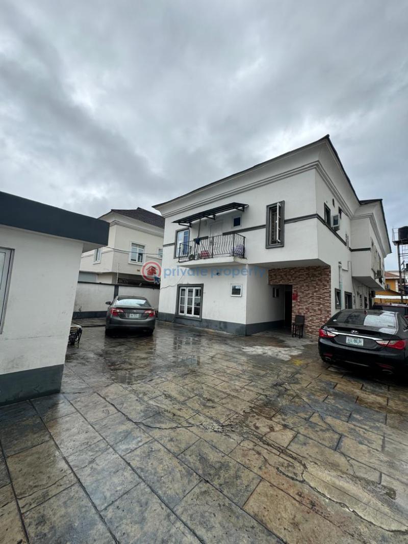 2 bedroom Flat & Apartment For Rent Lekki Phase 1 Lagos - 1