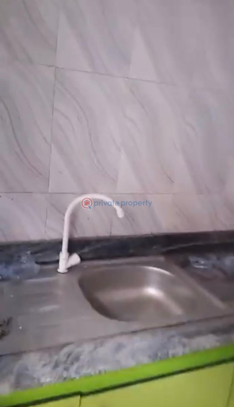 2 bedroom Mini Flat For Rent Medina Estate Atunrase Medina Gbagada Lagos - 2