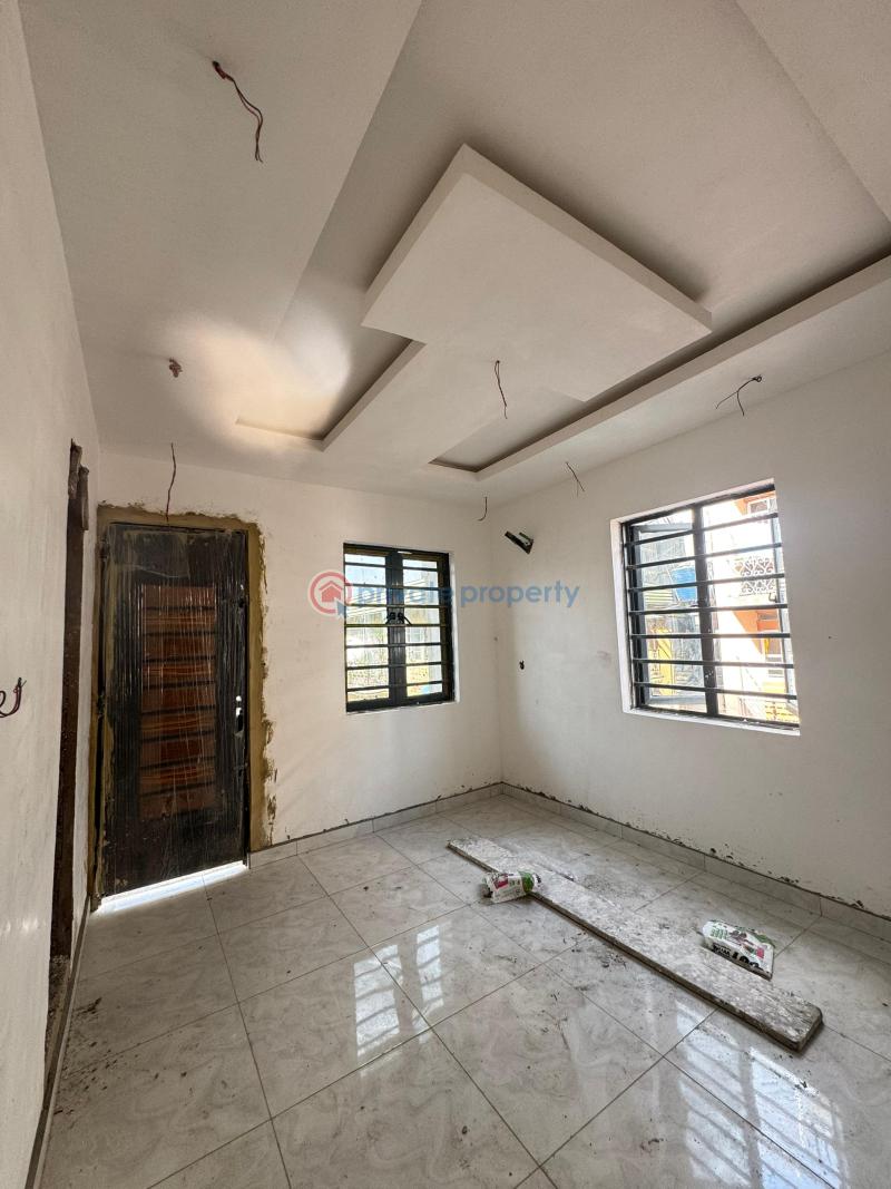 2 bedroom Flat & Apartment For Sale Sabo, Yaba Sabo Yaba Lagos - 9