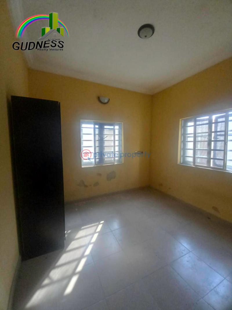2 bedroom Flat & Apartment For Rent Mobil Road, Ilaje Ajah Lagos - 2