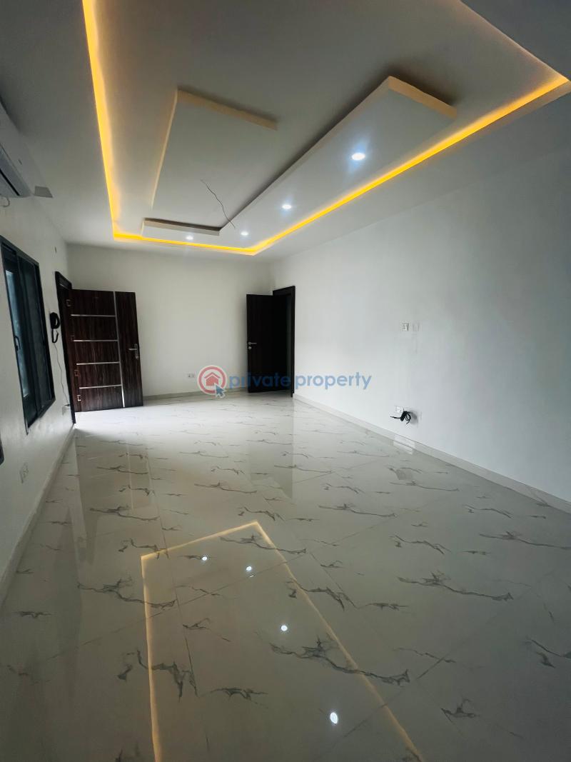 2 bedroom Detached Bungalow For Rent Bourdillon Ikoyi Lagos - 3