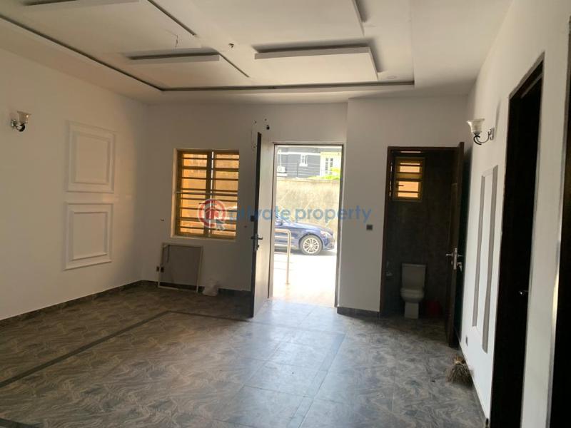 2 bedroom Block Of Flats For Rent Chevron Drive Lekki Lagos - 0