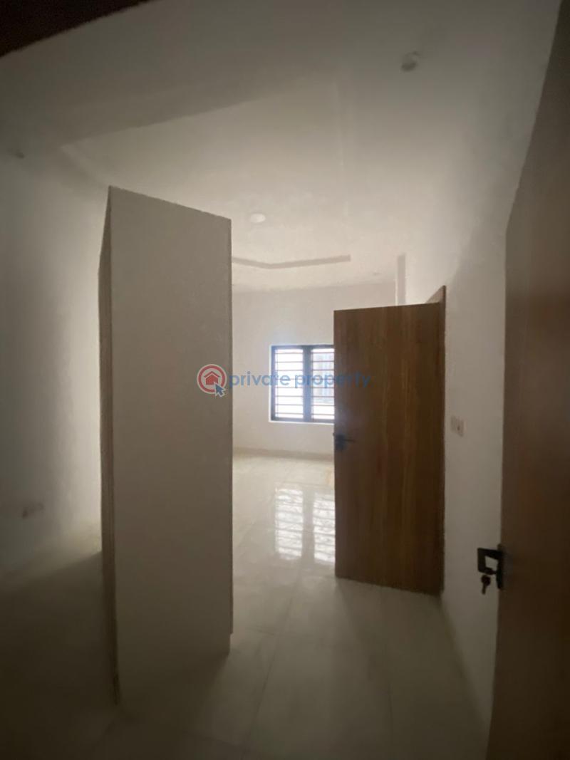 2 bedroom Flat & Apartment For Sale Lekki Phase 1 Lagos - 3