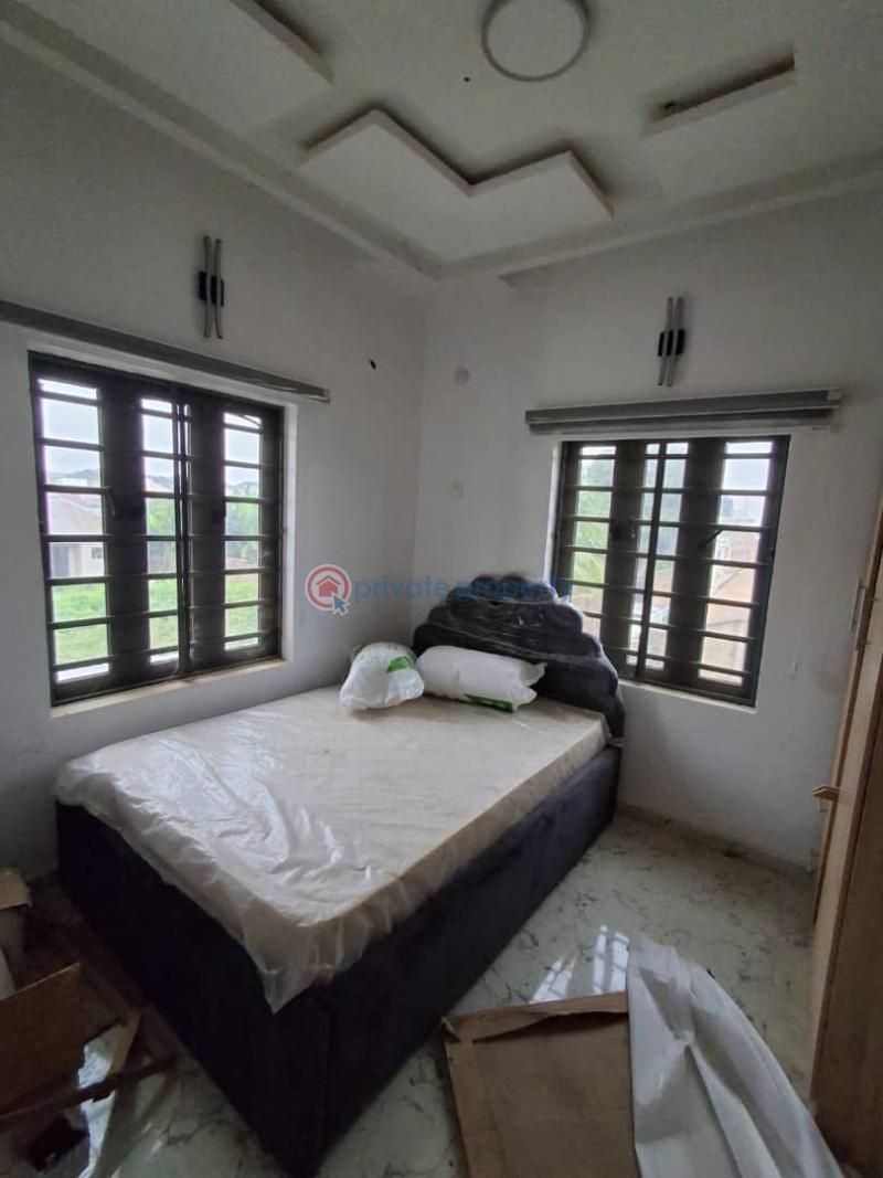 House For Rent At Legacy, Opposite Kolapo Ishola Gra. Akobo Ibadan Oyo - 4