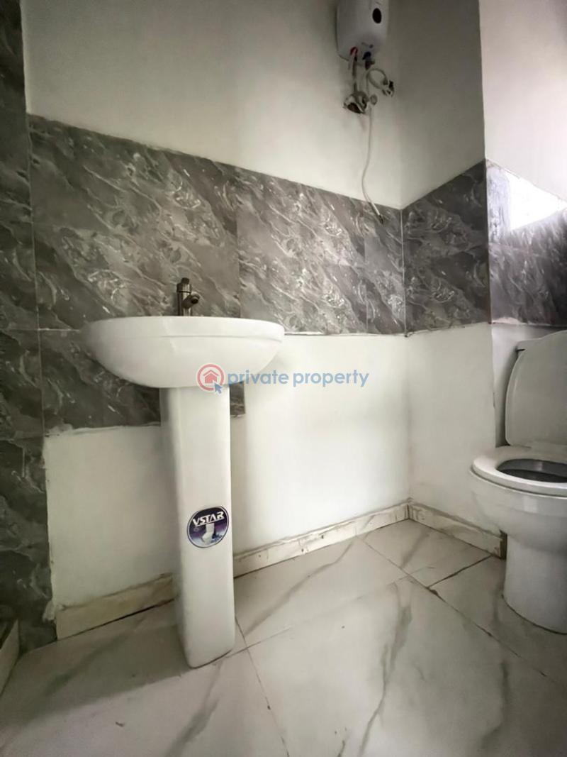 2 bedroom Flat & Apartment For Sale Surulere Lagos - 12