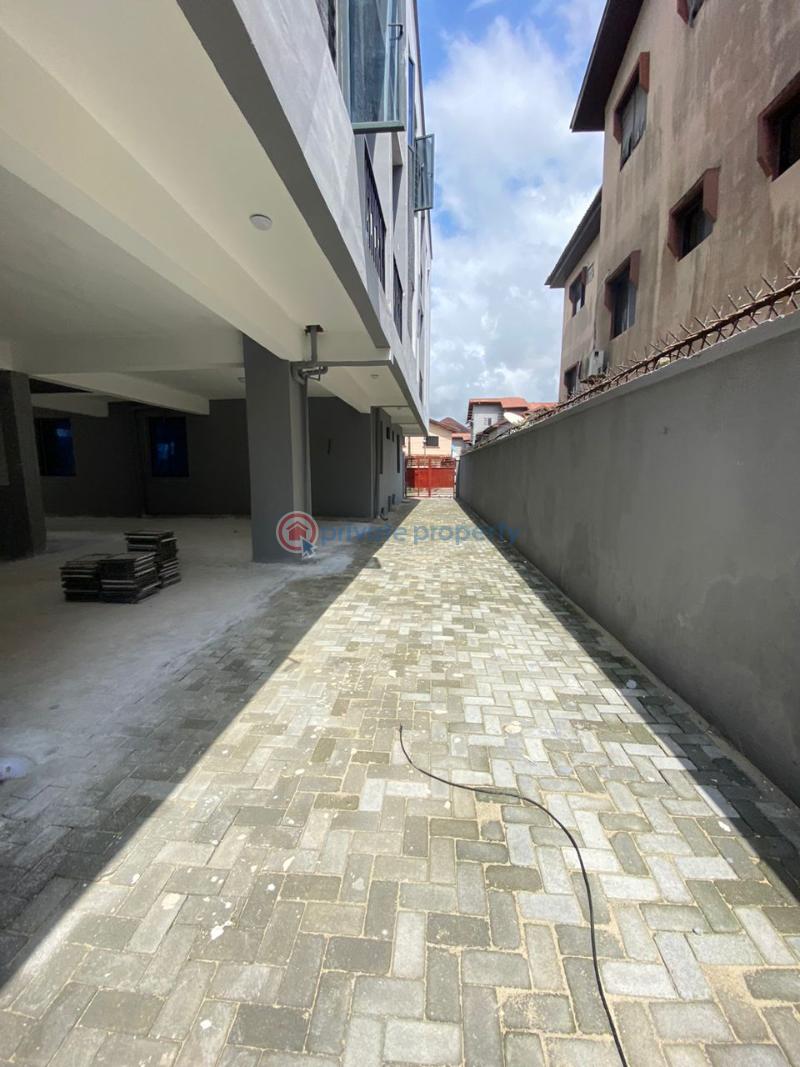 2 bedroom Shared Apartment For Sale Ologolo Lekki Lagos - 10