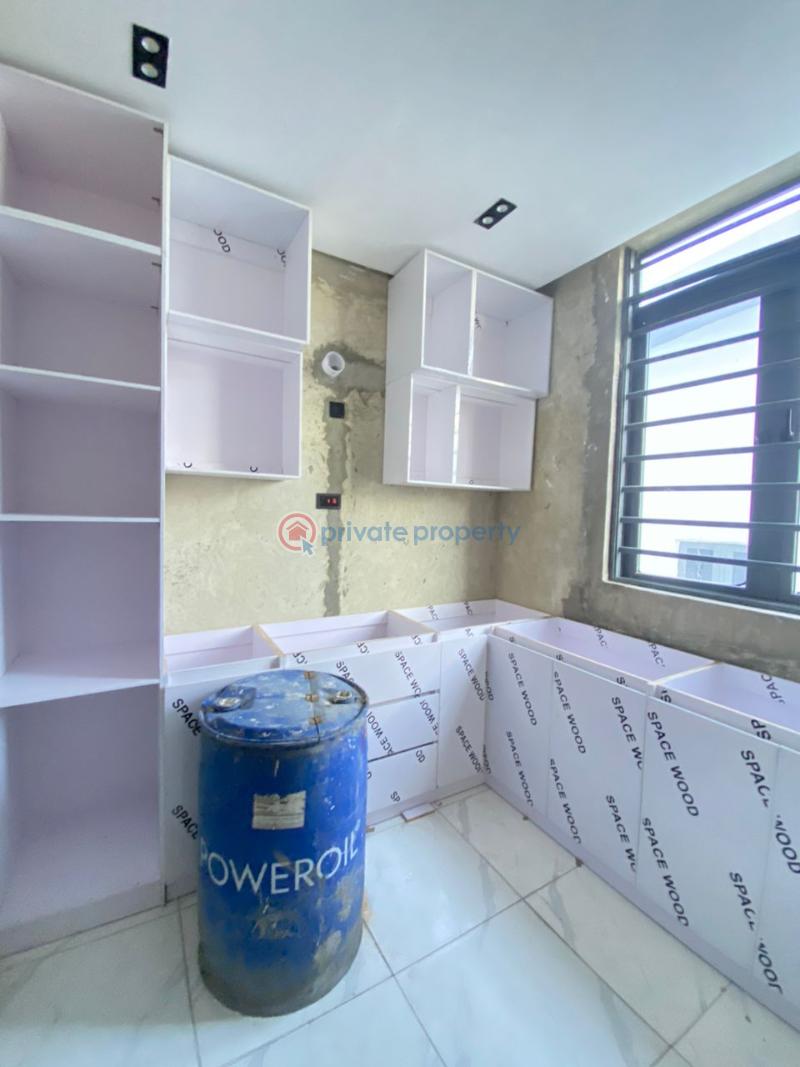 2 bedroom Shared Apartment For Sale Ologolo Lekki Lagos - 9
