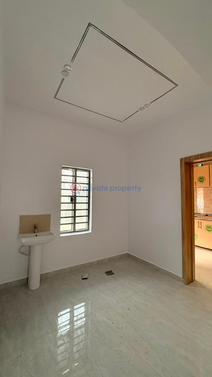 House For Rent House 33, Bamboo Street, Kolapo Ishola Gra Off Iyana Church General Gas Road Ibadan Oyo - 3
