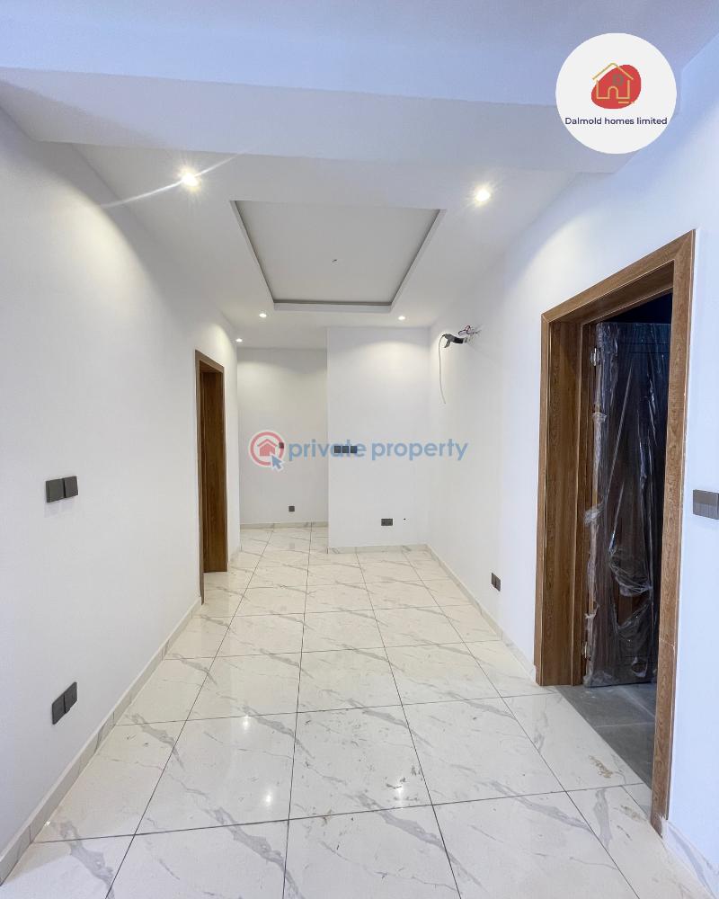 2 bedroom Block Of Flats For Sale Ikate Elegushi Lekki Lagos - 3