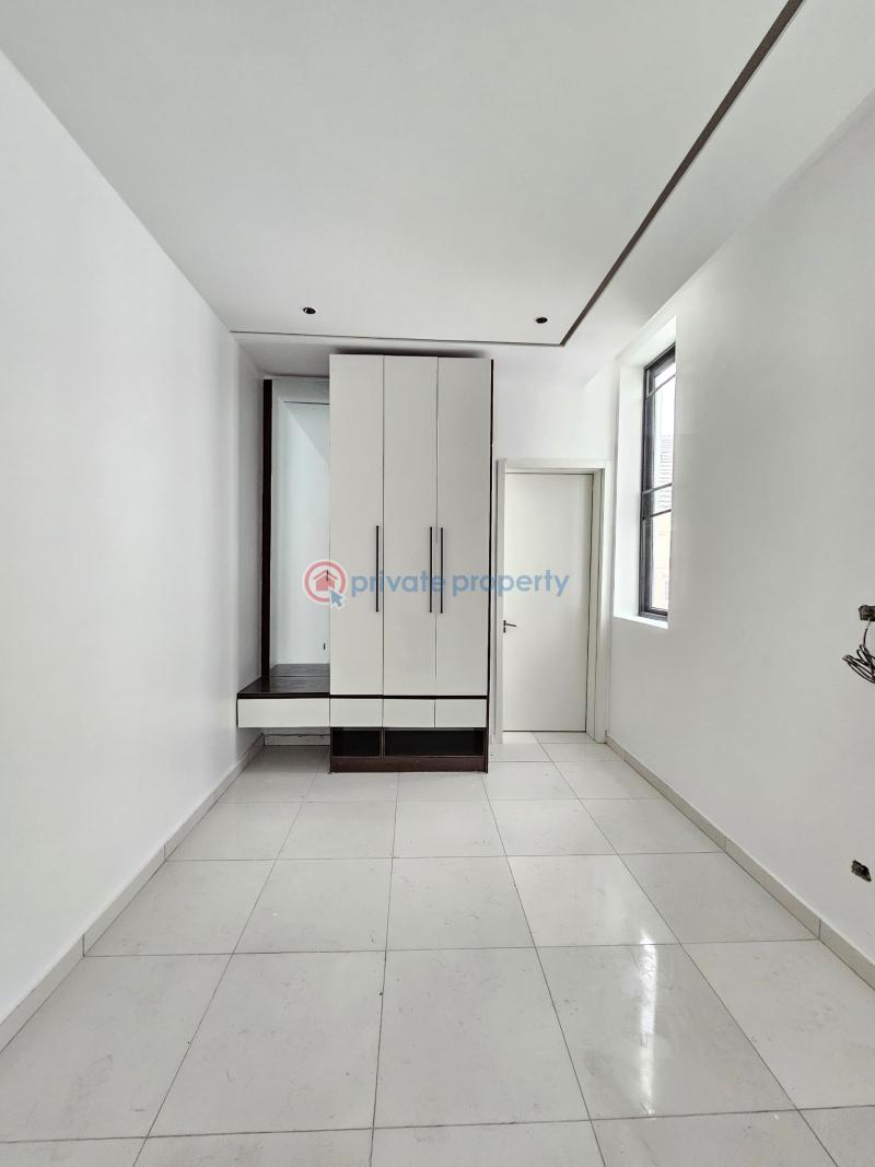 2 bedroom Block Of Flats For Sale Lekki Phase 1 Lagos - 3