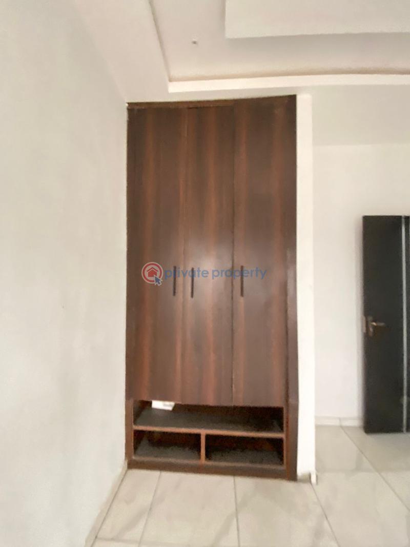 2 bedroom Shared Apartment For Sale Ologolo Lekki Lagos - 6