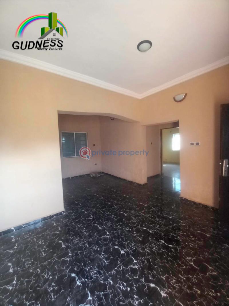 2 bedroom Flat & Apartment For Rent Mobil Road, Ilaje Ajah Lagos - 5