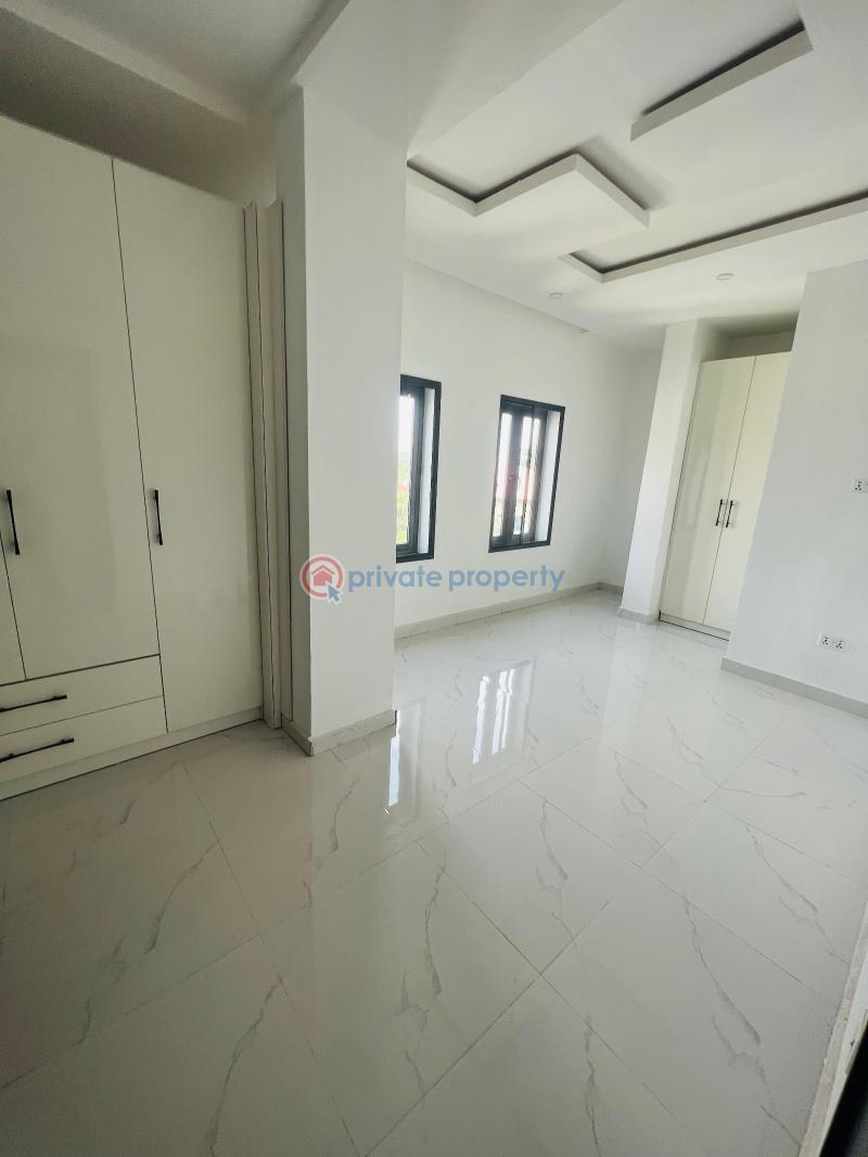 2 bedroom Detached Bungalow For Rent Bourdillon Ikoyi Lagos - 4
