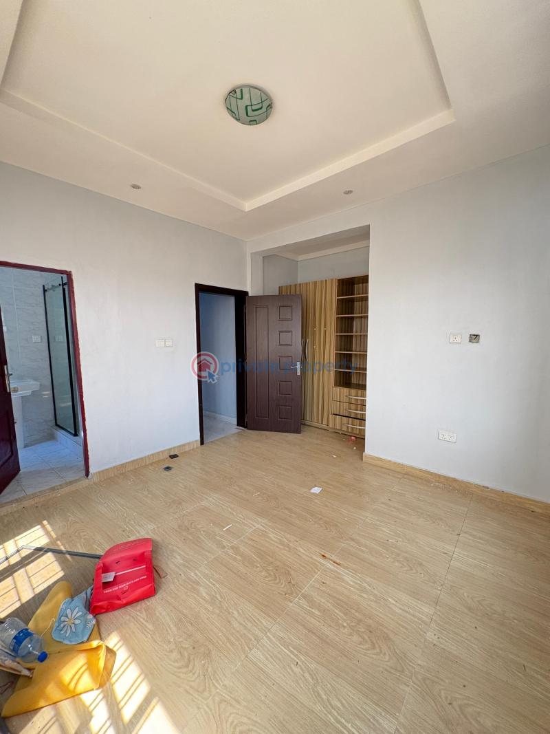 2-bedroom  apartment - 10 2 bedroom Block Of Flats For Rent Ikate Lekki Lagos - 10