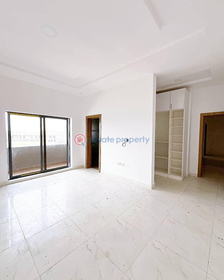 2 bedroom apartment - 5 2 bedroom Flat & Apartment For Sale Lekki Phase 1 Lagos - 5