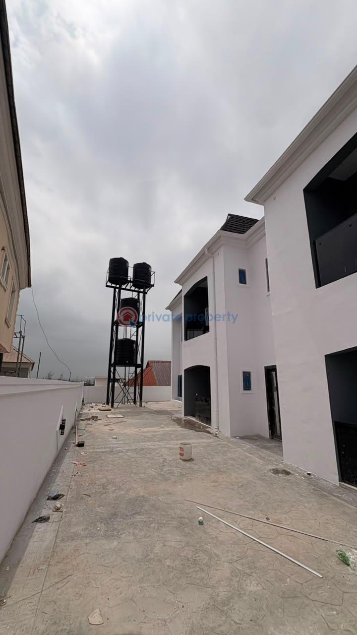 House For Rent House 33, Bamboo Street, Kolapo Ishola Gra Off Iyana Church General Gas Road Ibadan Oyo - 14