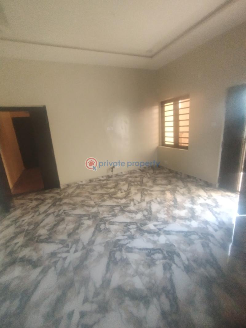 2 bedroom Block Of Flats For Sale Ogunfayo Estate Road Awoyaya Awoyaya Ajah Lagos - 8