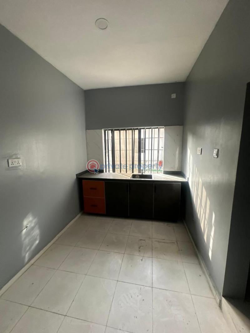 2 bedroom Flat & Apartment For Rent Lekki Phase 1 Lagos - 5