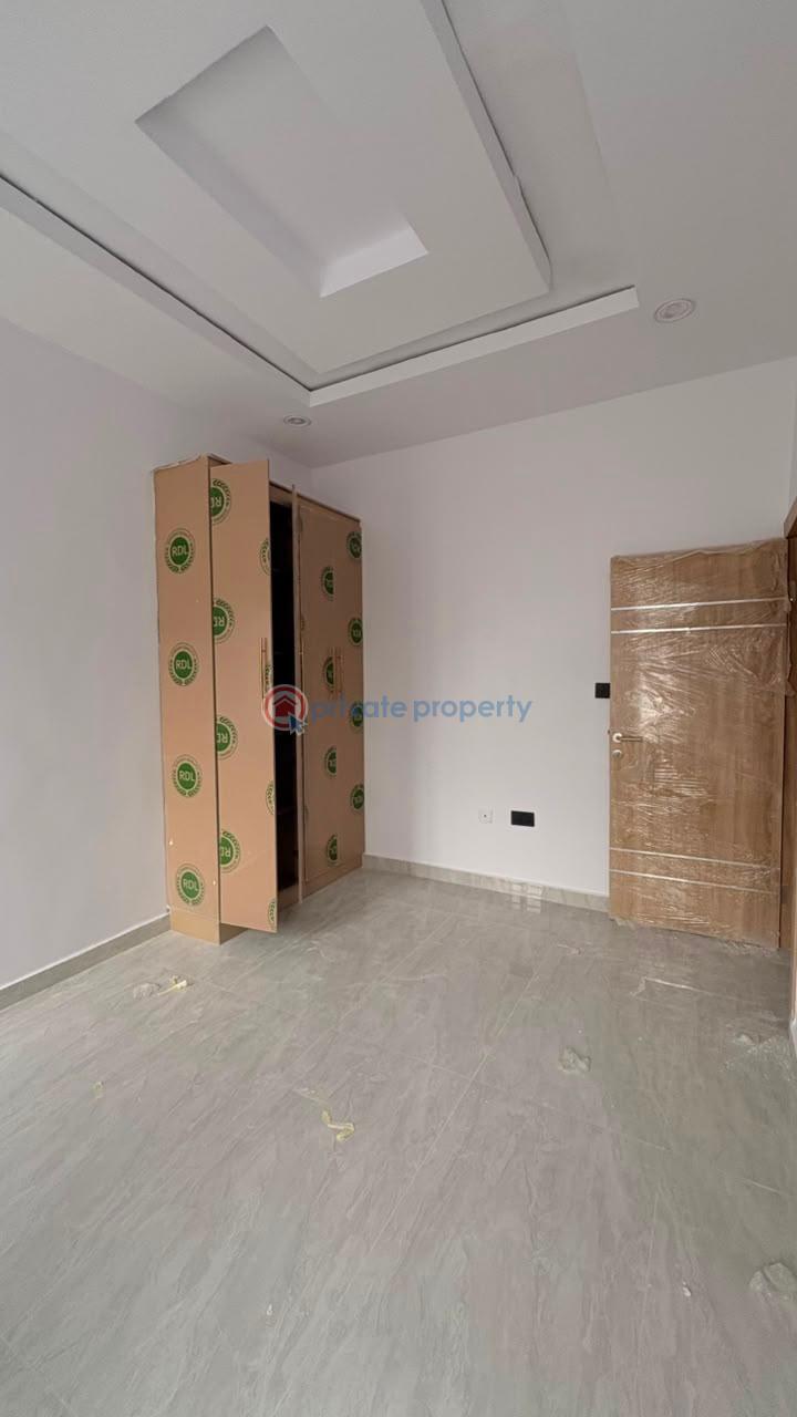 House For Rent House 33, Bamboo Street, Kolapo Ishola Gra Off Iyana Church General Gas Road Ibadan Oyo - 9