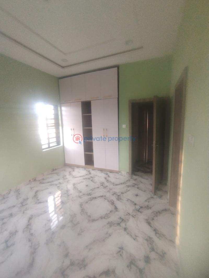 2 bedroom Block Of Flats For Sale Ogunfayo Estate Road Awoyaya Awoyaya Ajah Lagos - 7
