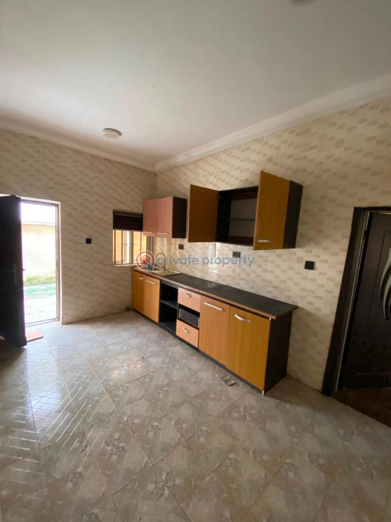 2 bedroom Flat & Apartment For Rent Osapa Lekki Lagos - 1