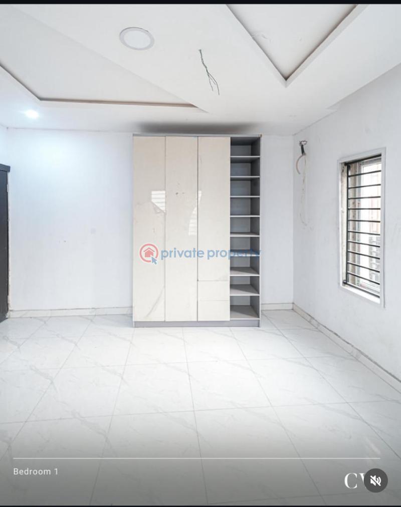 2 bedroom Block Of Flats For Sale Lekki Phase 1 Lagos - 3
