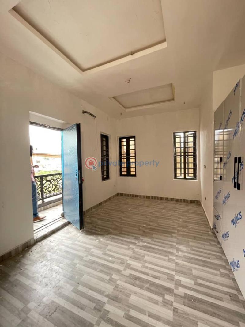 2 bedroom Self Contain For Sale Estate Lekki Phase 1 Lagos - 7