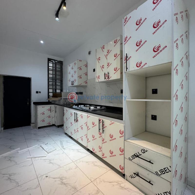 2-bedroom apartment - 3 2 bedroom Flat & Apartment For Sale Ologolo Lekki Lagos - 3