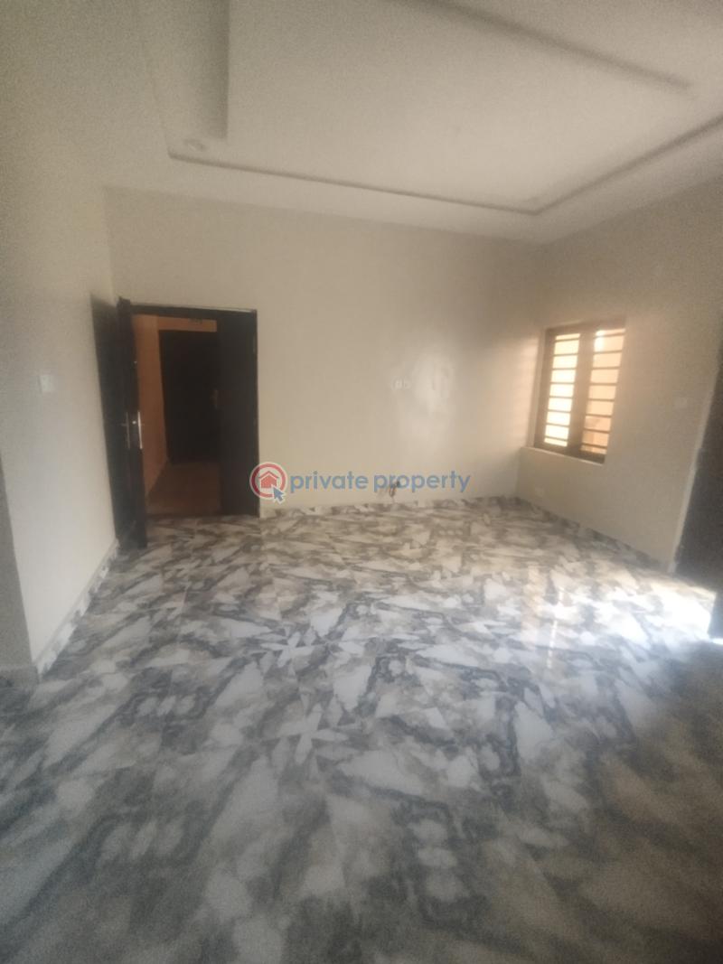 2 bedroom Block Of Flats For Rent Ogunfayo Awoyaya Lekki Lagos Awoyaya Ajah Lagos - 4