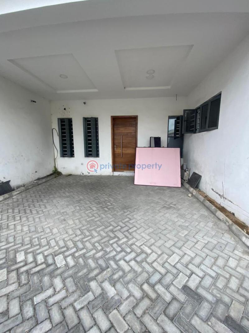 2 bedroom Shared Apartment For Rent Lekki Phase 1 Right Lagos Lekki Phase 1 Lagos - 9