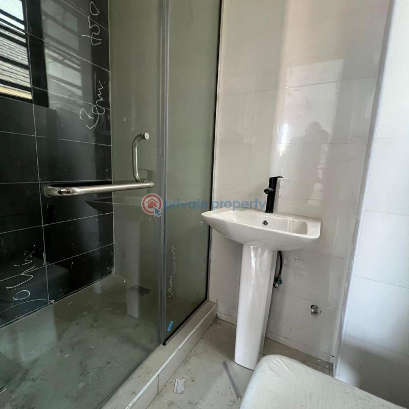 2 bedroom Block Of Flats For Sale Chevron Drive Lekki Lagos - 6